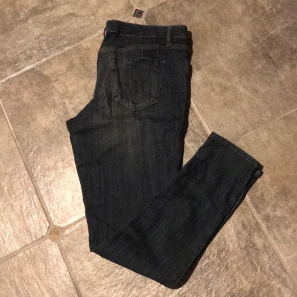 Bundle for @esmiluna79! Both Mossimo - Picture 1 of 2